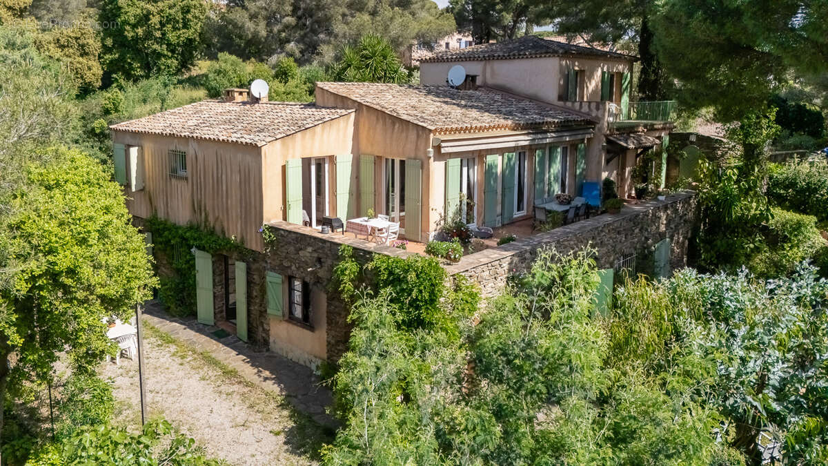 Maison à CAVALAIRE-SUR-MER