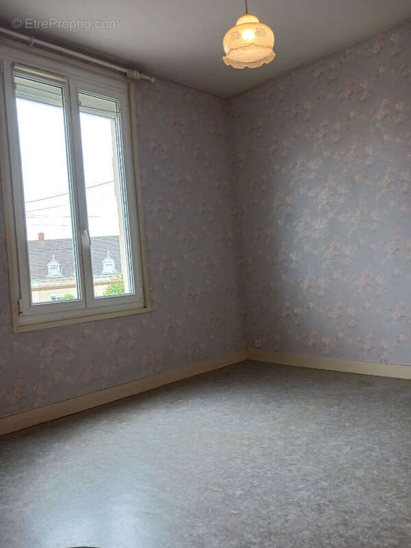 Maison à CONNERRE