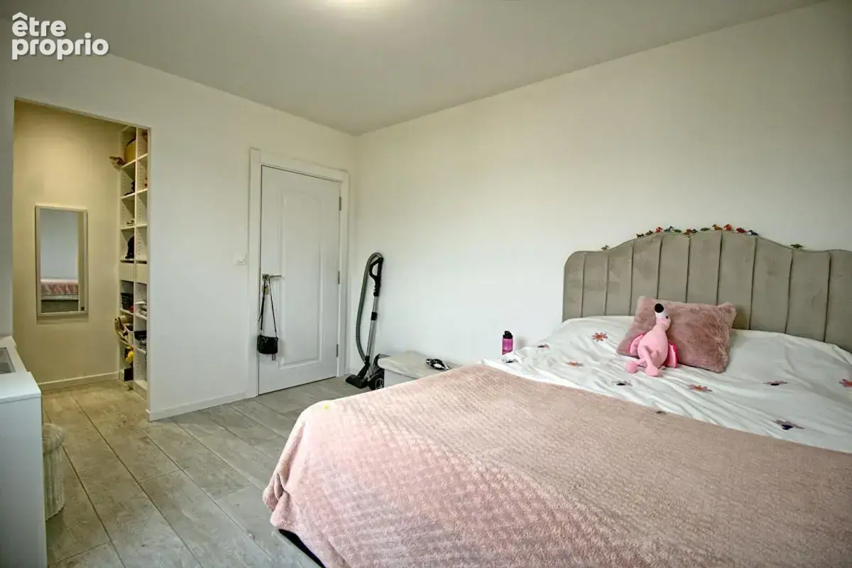 Maison de plain pied avec piscine de 2024 Type 5 BRAIN SUR L'AUTHION - photo 7