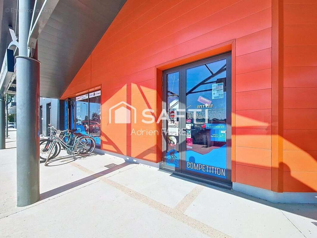 Photo 2 - Commerce à BESSIERES