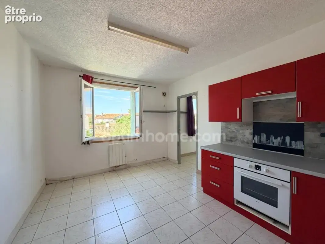 Appartement 3 pièces – Le charme du tout à pied au cœur du village  RARE – EMPLACEMENT EXCEPTIONNEL – TOUT À PIED – CALME ABSOLU - photo 9