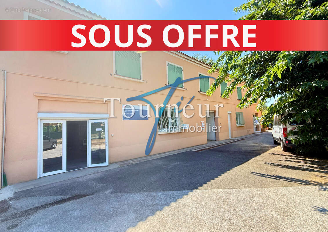 Commerce à SANARY-SUR-MER