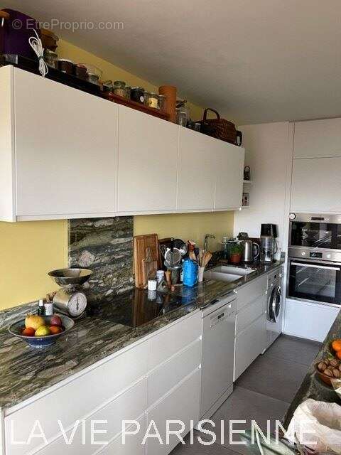 Appartement à PARIS-14E