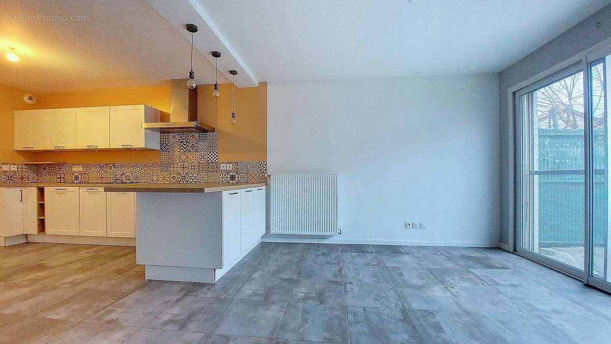 Appartement à SAINT-PRIEST