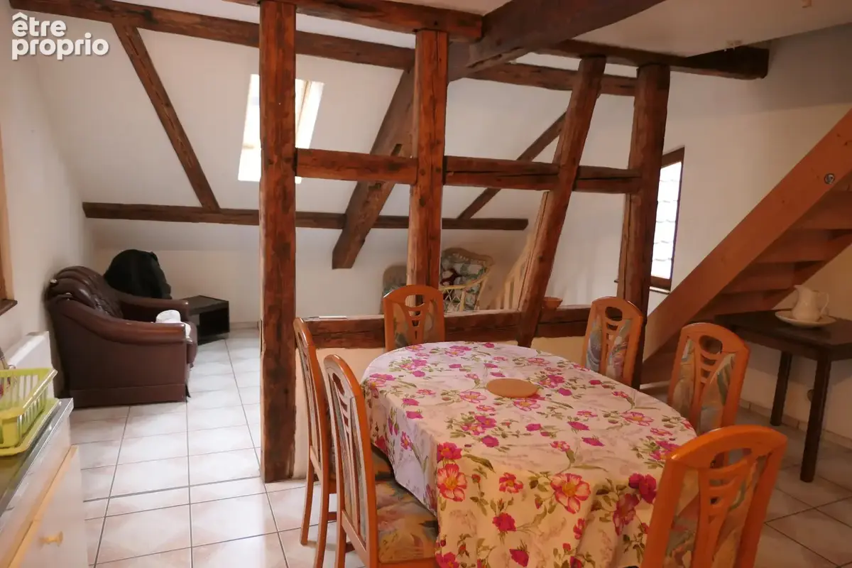 RIBEAUVILLE - Appartement TRIPLEX au cœur du centre historique - photo 8
