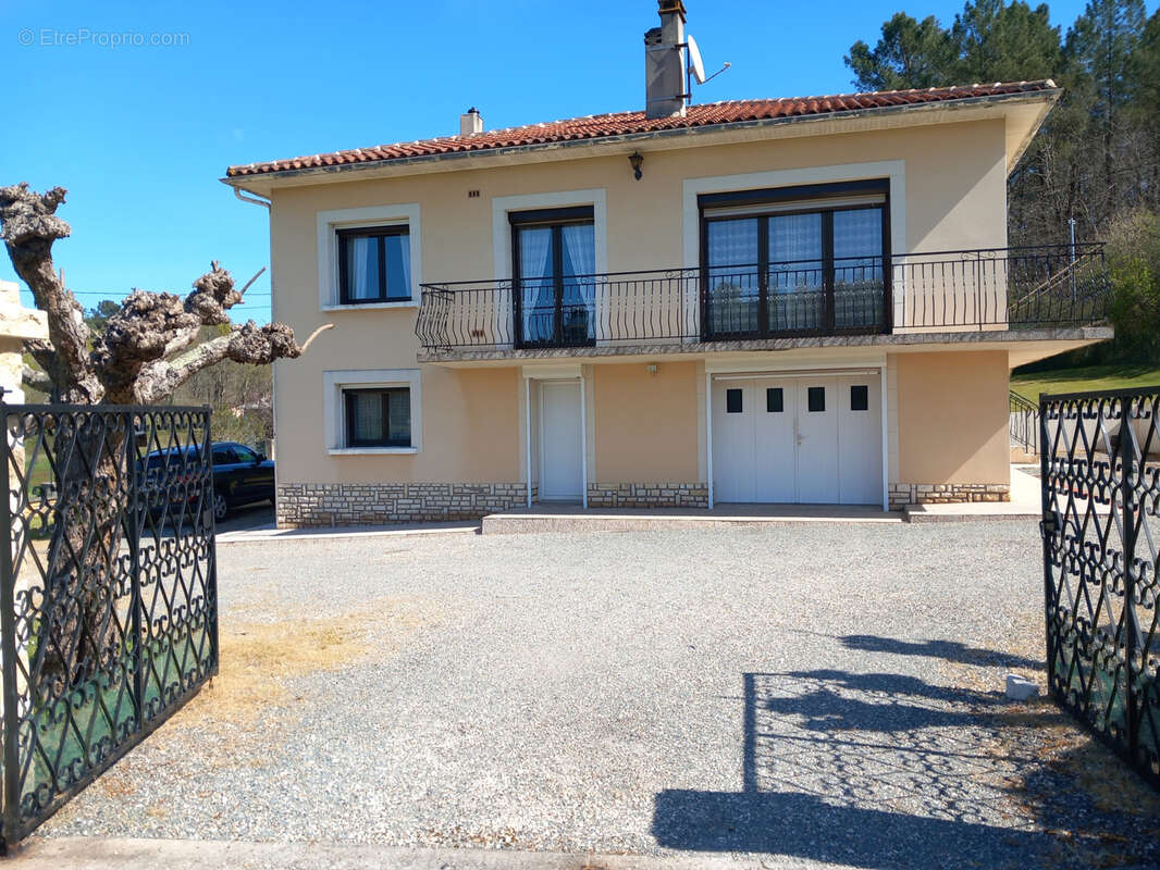 Maison à FUMEL