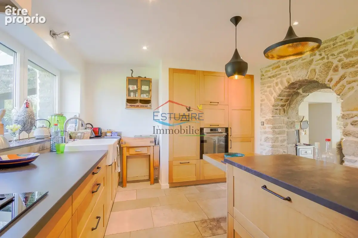 Maison 10 pièces 260 m² à vendre à Cordemais (44360) - photo 4