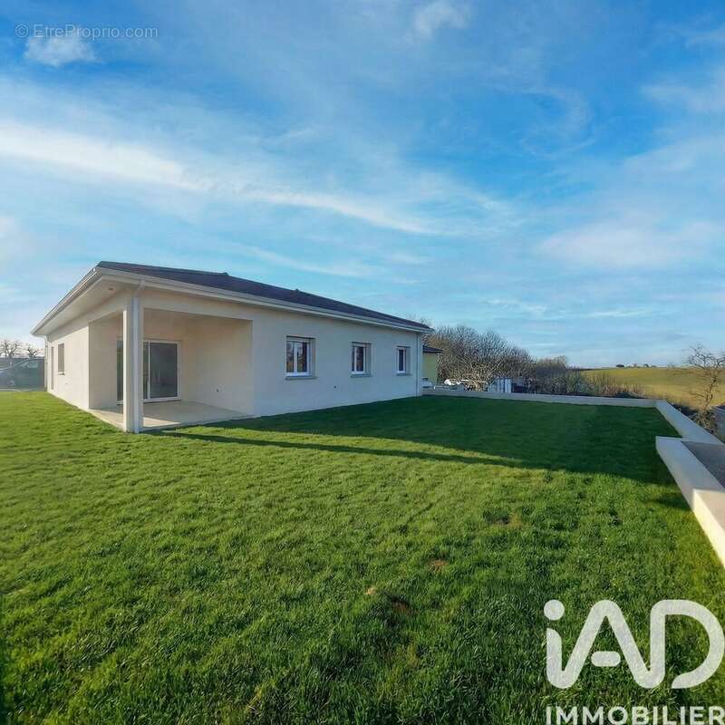 Photo 2 - Maison à DIEMOZ