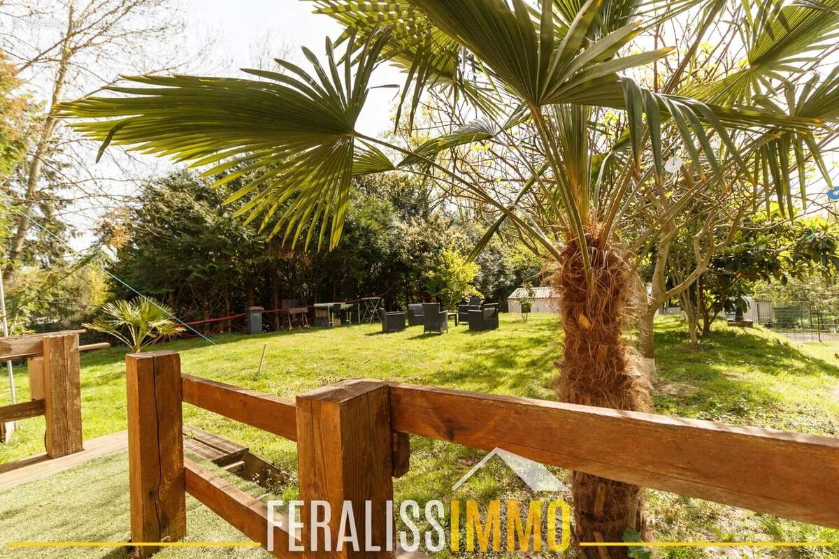 Maison à VAUX-SUR-SEINE