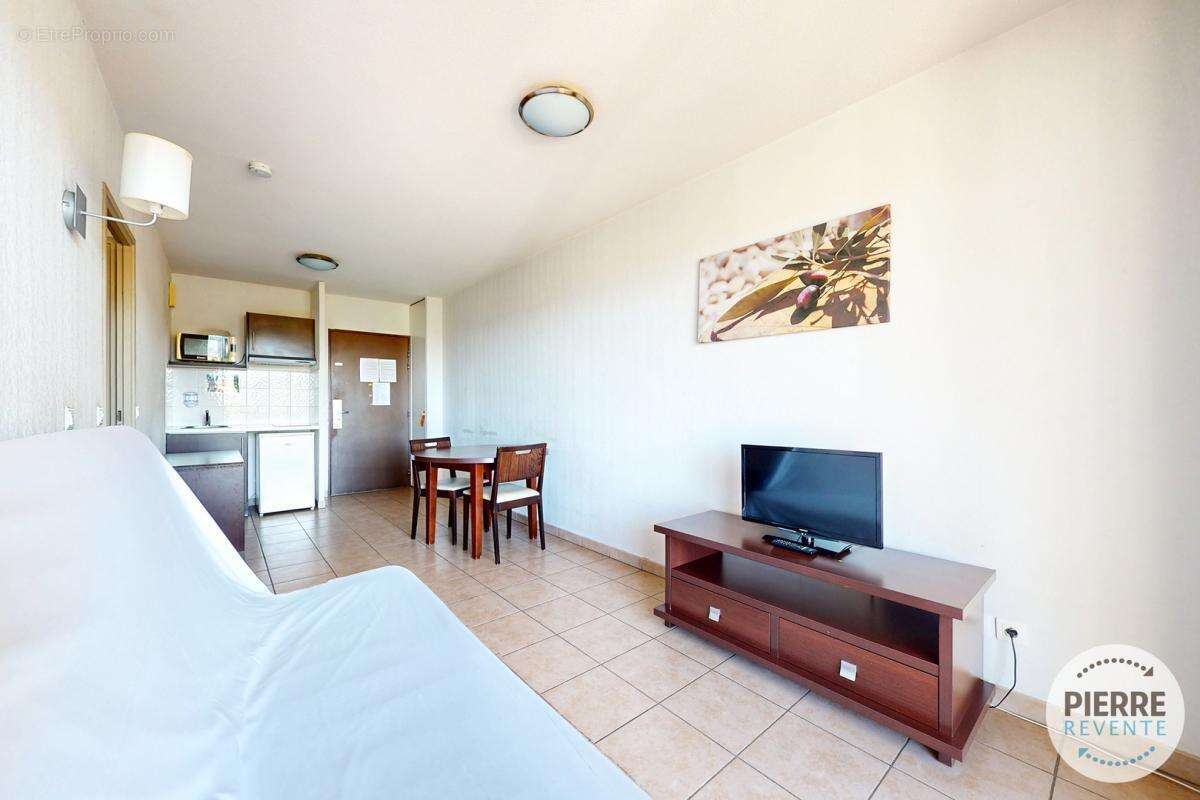 Appartement à SIX-FOURS-LES-PLAGES