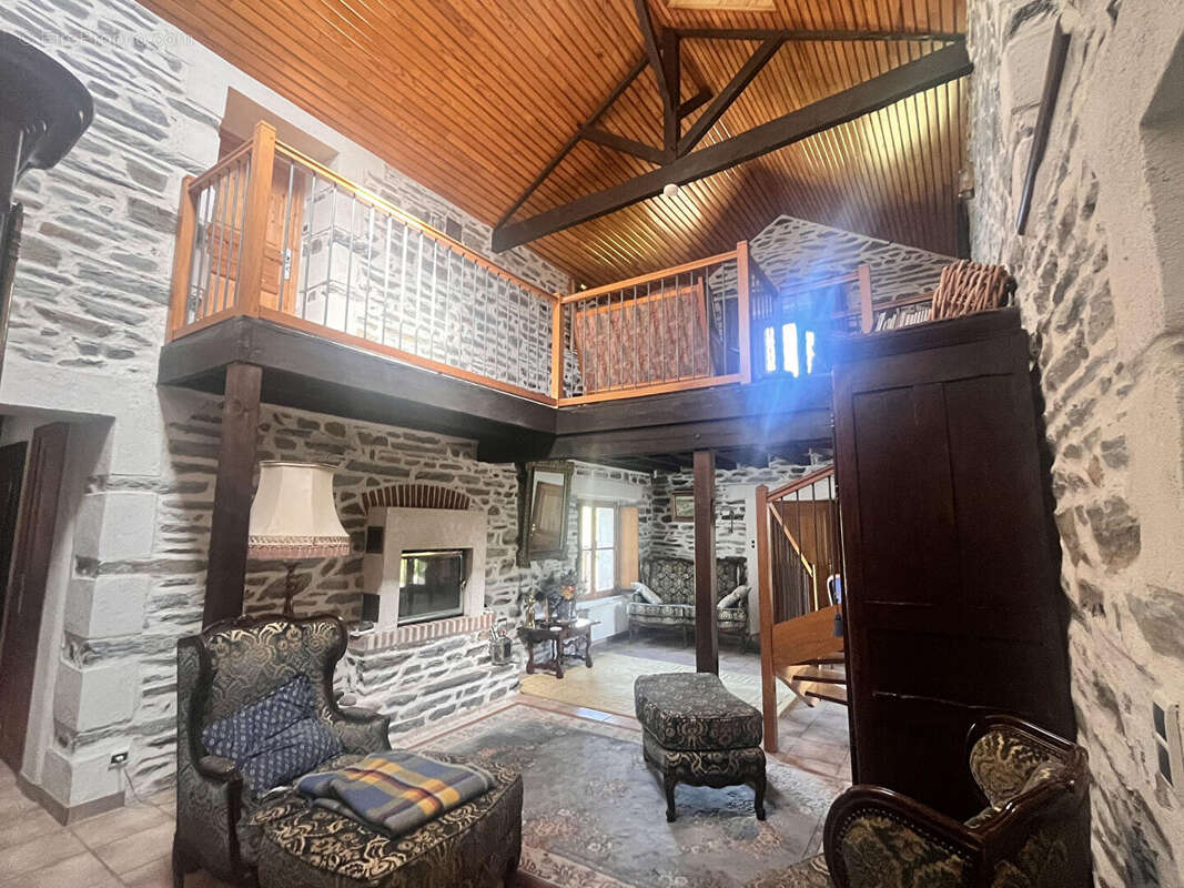 Maison à JANZE