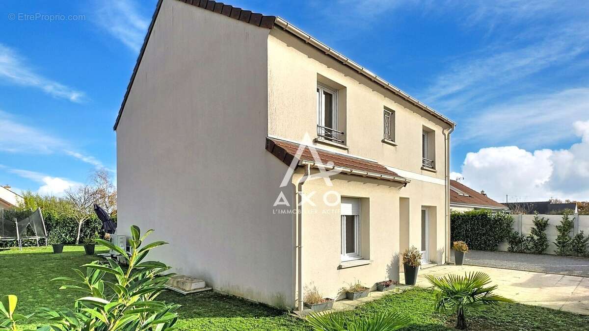 Maison à CEPOY