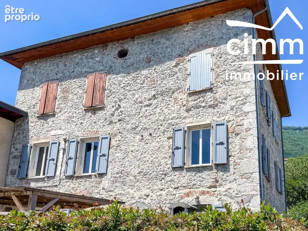Appartement à LE TOUVET