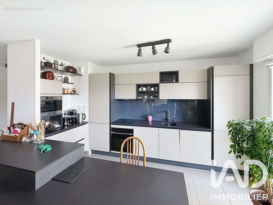 Appartement 84 m² à Antony  - photo 2