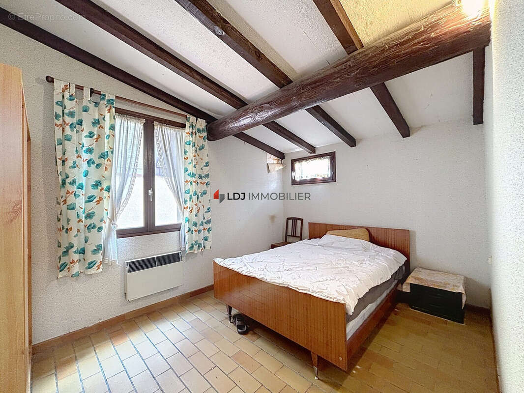 Maison 65 m² à Prades  - photo 5