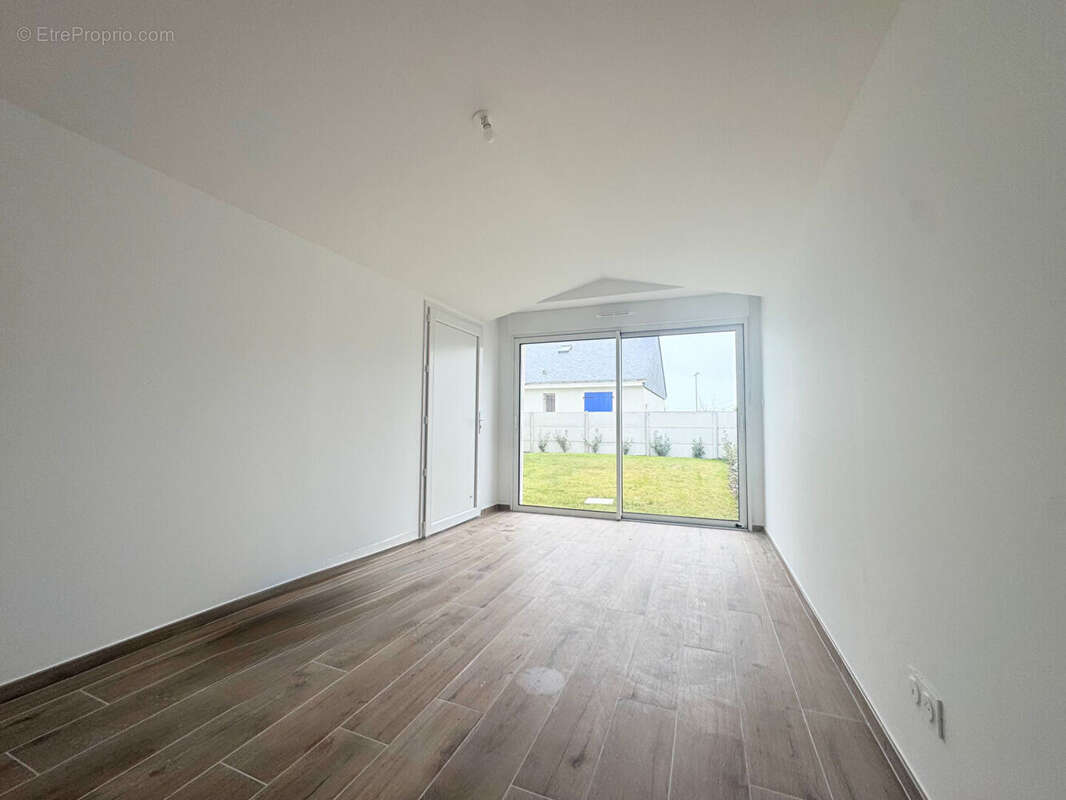 Maison à LE POULIGUEN