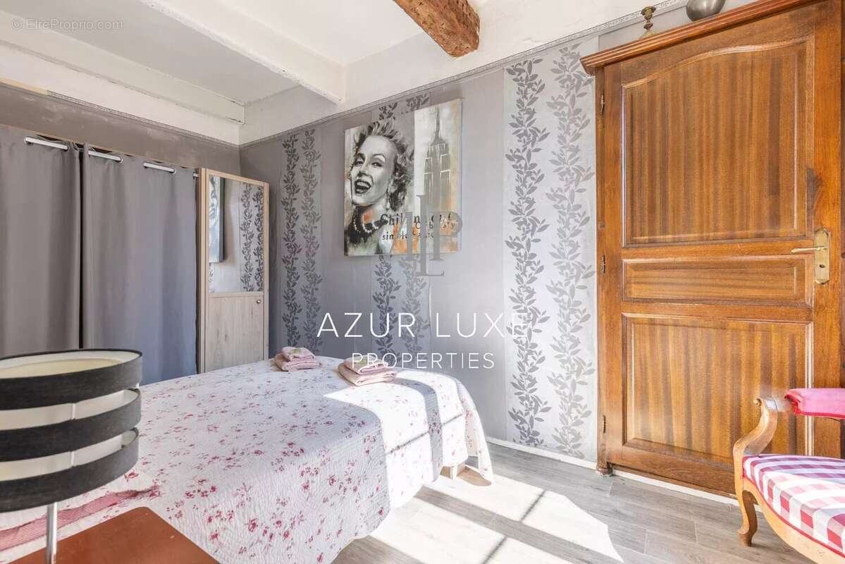 Appartement à VILLEFRANCHE-SUR-MER