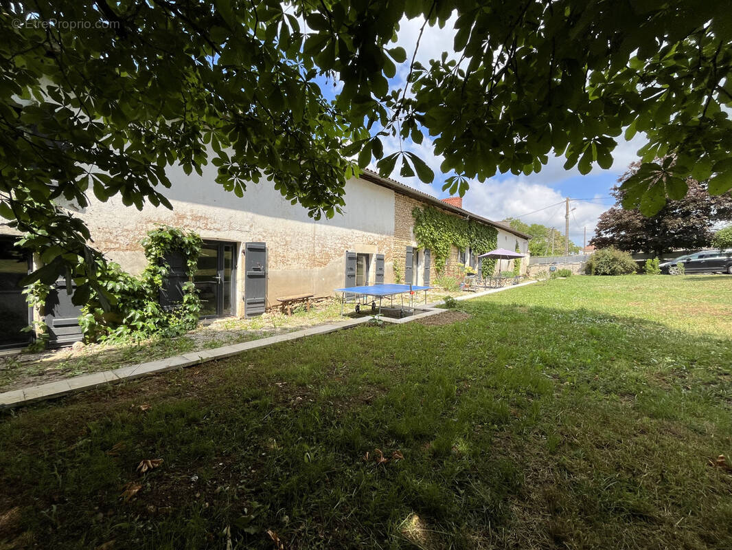 Maison à LA ROCHEFOUCAULD