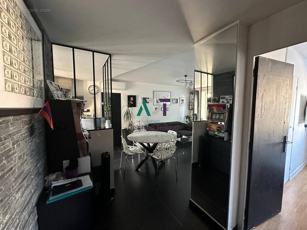 Appartement à SAINT-MARTIN-D&#039;HERES