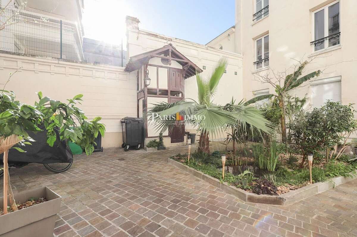 Appartement à LEVALLOIS-PERRET