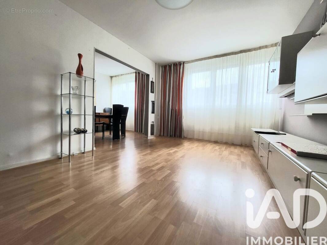 Photo 1 - Appartement à SAINT-ETIENNE