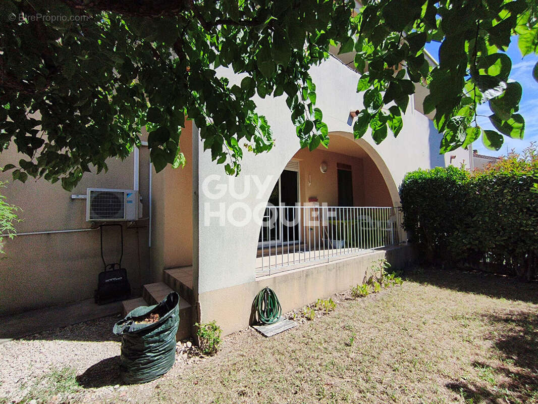 RARE ! T3 en rez-de-jardin avec garage dans une résidence sécurisée - Un véritable esprit "maison" avec son jardin privatif ! - photo 2