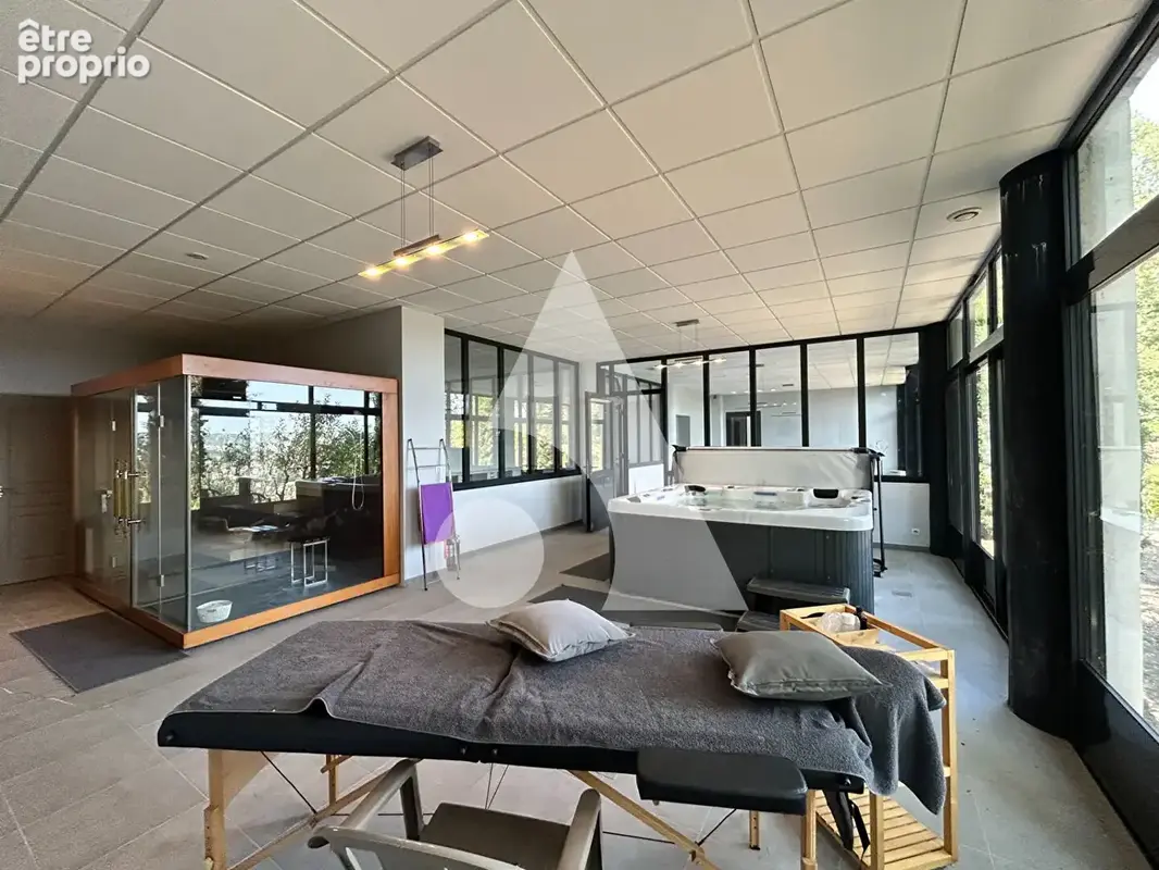 Villa 248 m2 / 4 chambres - photo 11