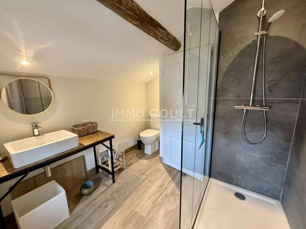 Maison à SAINT-SATURNIN-LES-APT