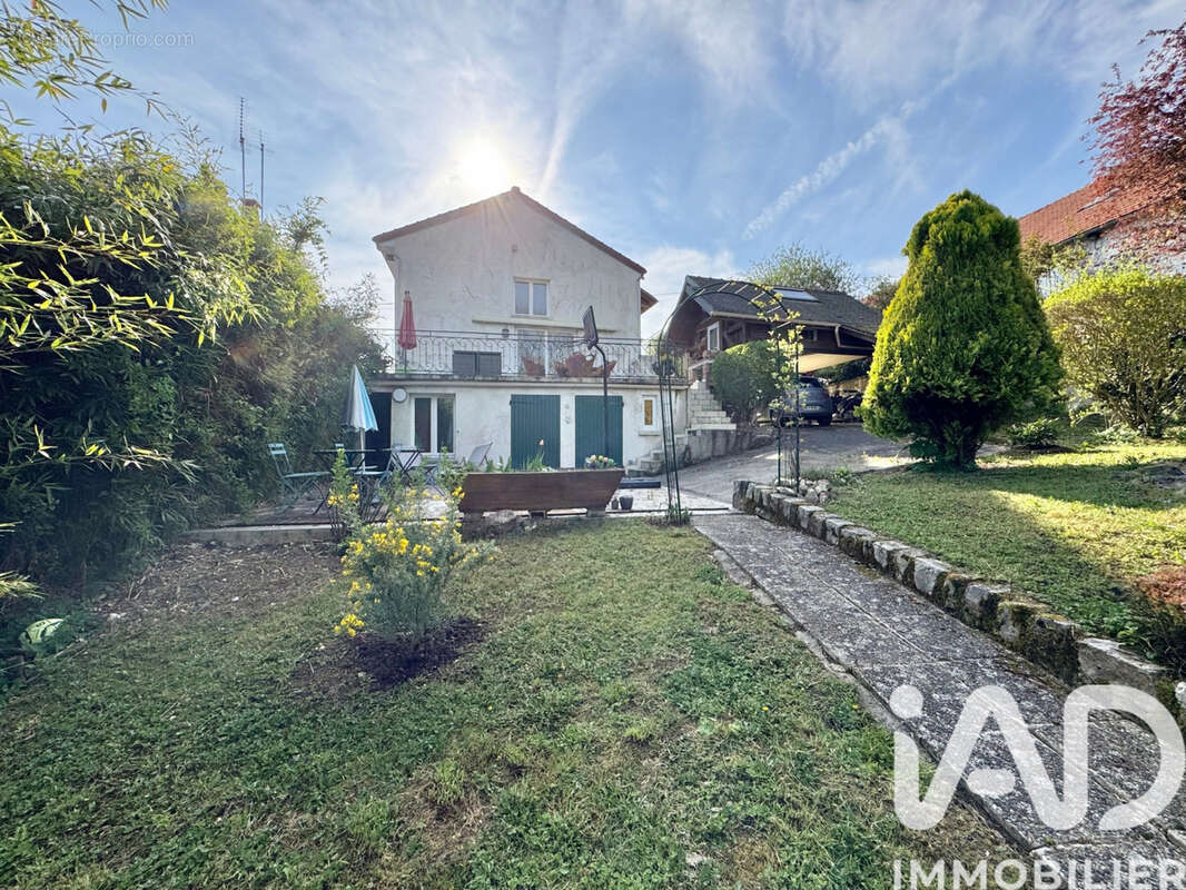 Photo 2 - Maison à VILLIERS-SUR-MORIN