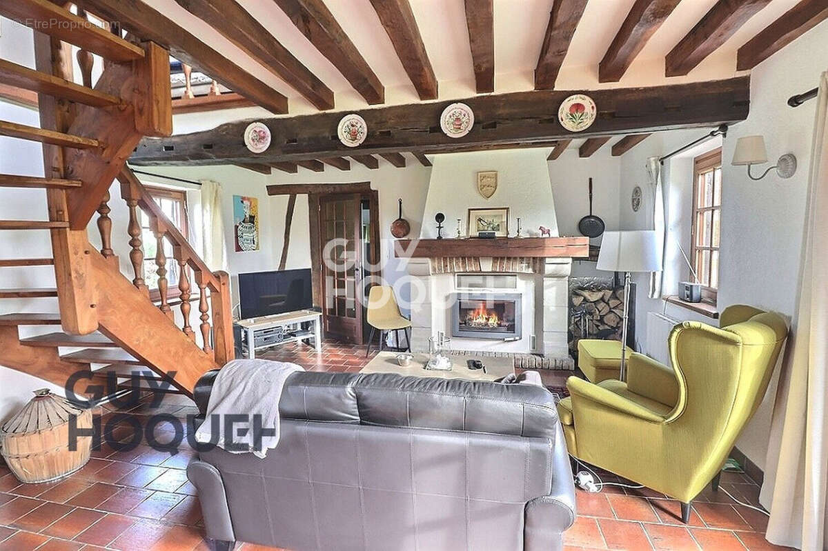 Maison à BERNAY
