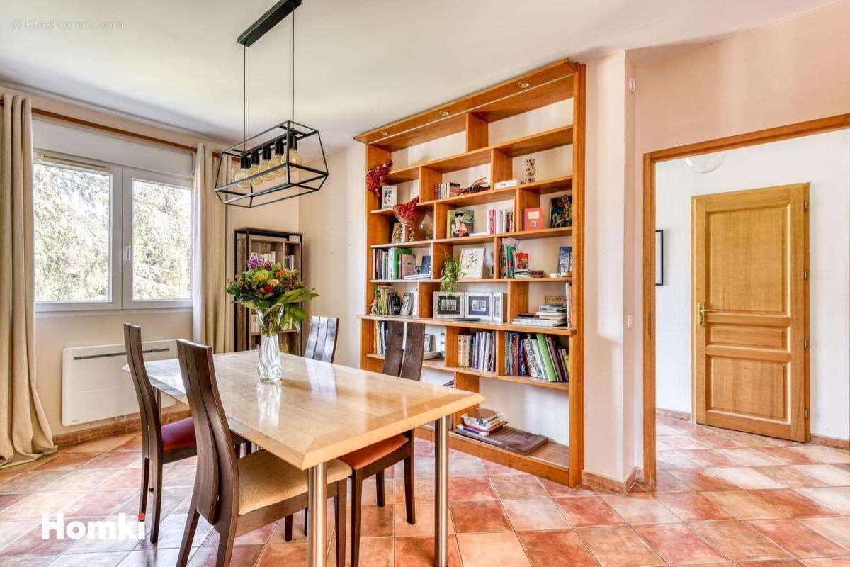 Maison à QUARANTE