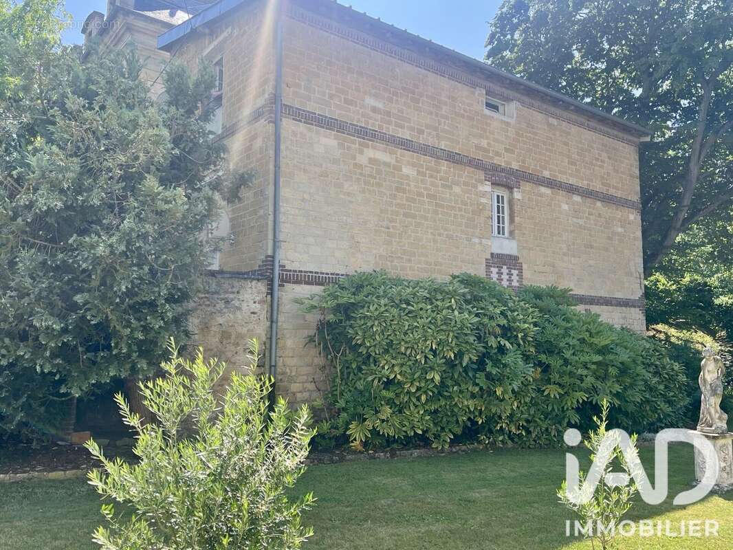 Maison 208 m² à Saint-Pierre-Sur-Dives  - photo 6