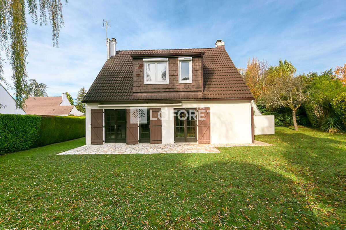 Maison à PONTAULT-COMBAULT