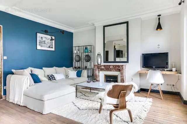 Appartement à PARIS-14E