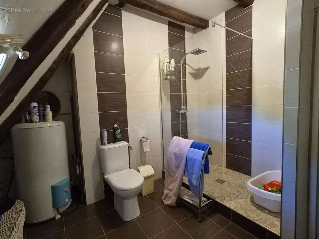 Vallée de la Dordogne, maison de hameau XVIIIème de 186m² avec 3 chambres et piscine - photo 13