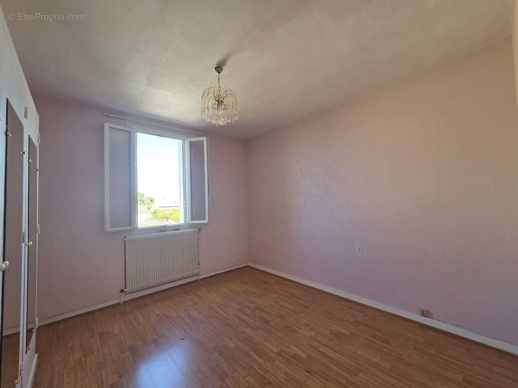 Maison 95 m² à Libourne  - photo 7