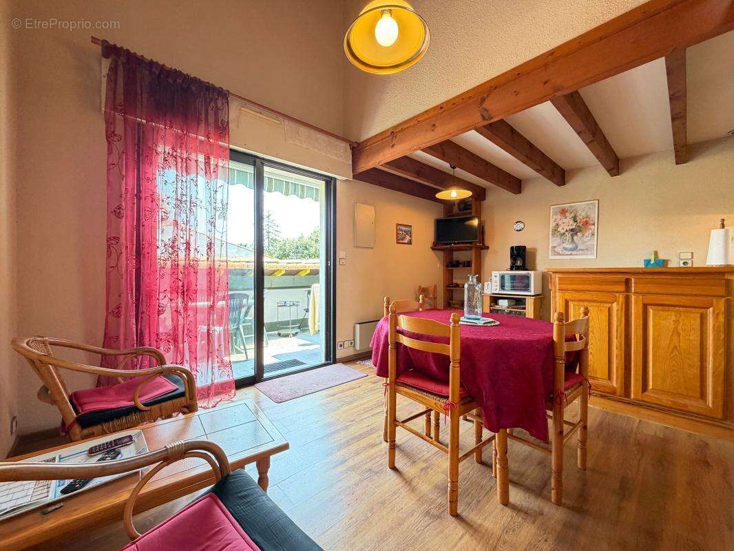 APPARTEMENT 3 Pièces + Mezzanine à 300 m Plage de Nauzan - photo 2