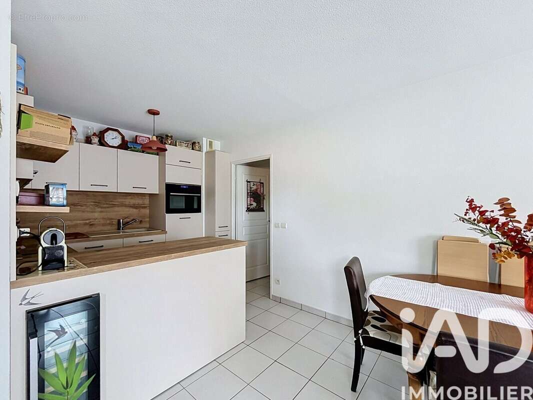 Appartement 61 m² à Artigues-Pres-Bordeaux  - photo 4