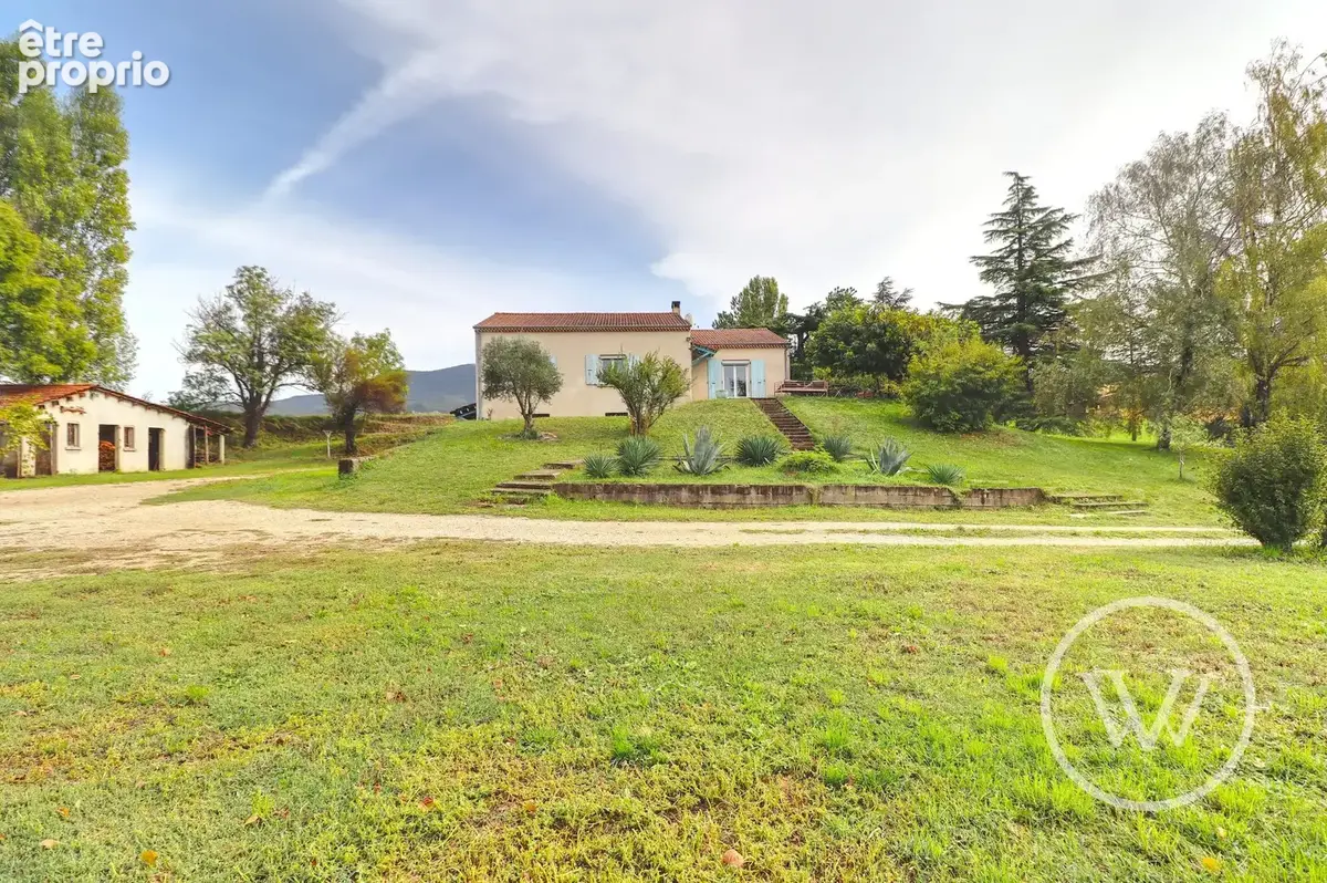Maison 4 pièces 113 m² à vendre à La Baume-Cornillane (26120) - photo 1