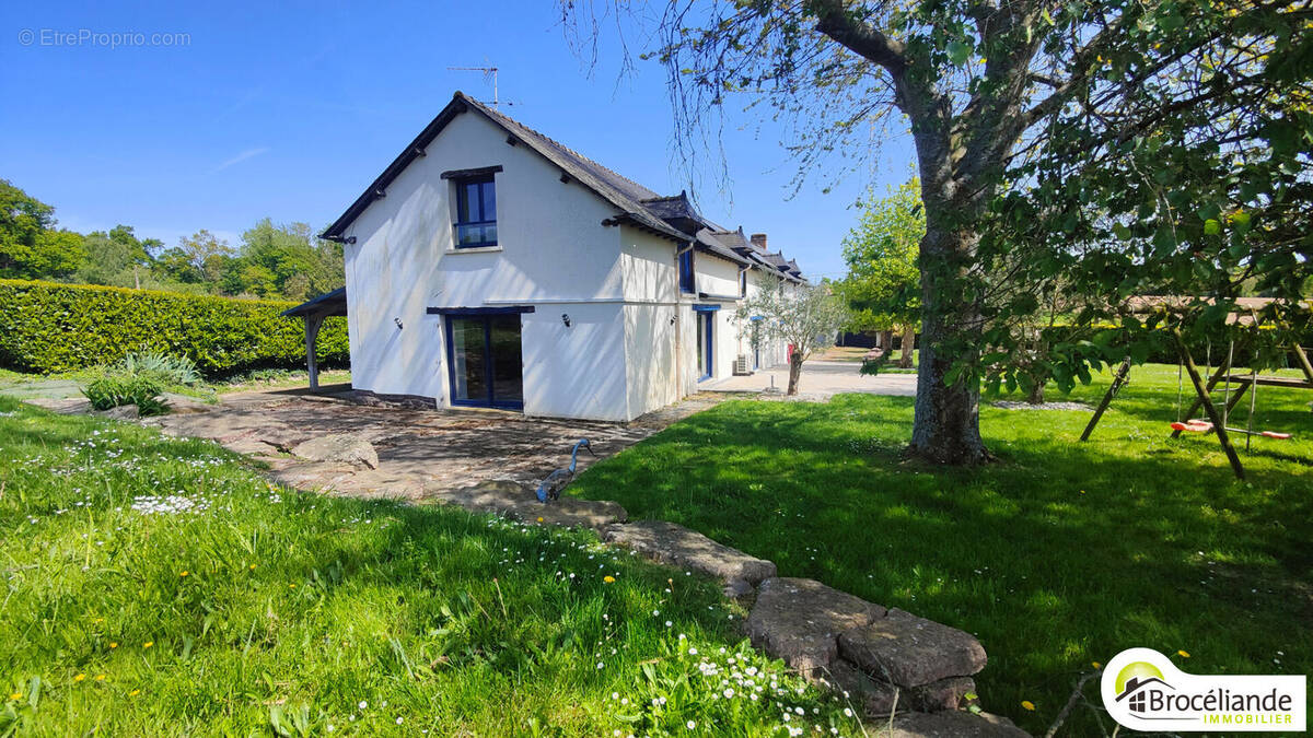 Maison à SAINT-GILLES