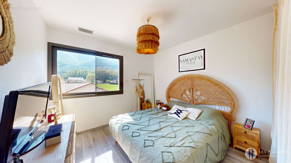 Maison récente 105m² au calme  sans vis-à-vis  terrain piscinable à Vif - photo 14