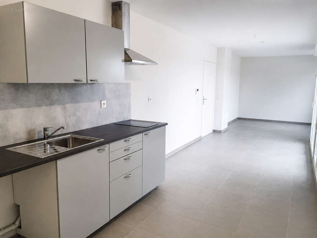 A vendre en exclusivite t2 de 50 m2 environ avec terrasse avec 2 places de parkings privatif - photo 4