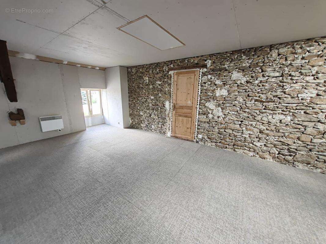 Maison de caractère -192 m² - Terrain 1 435 m² - photo 16