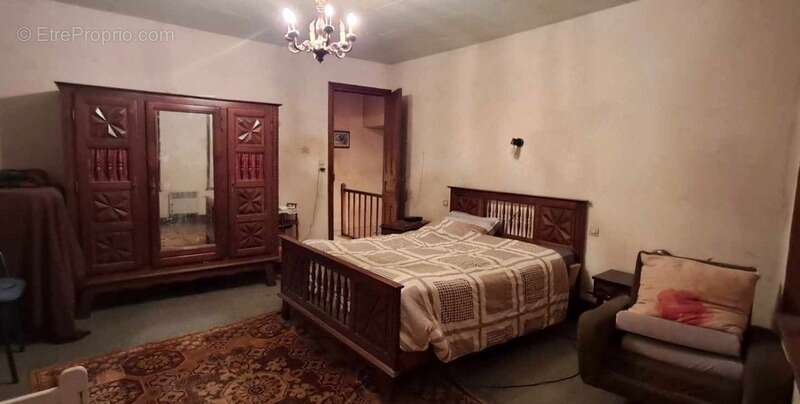 Maison à SARRANCOLIN