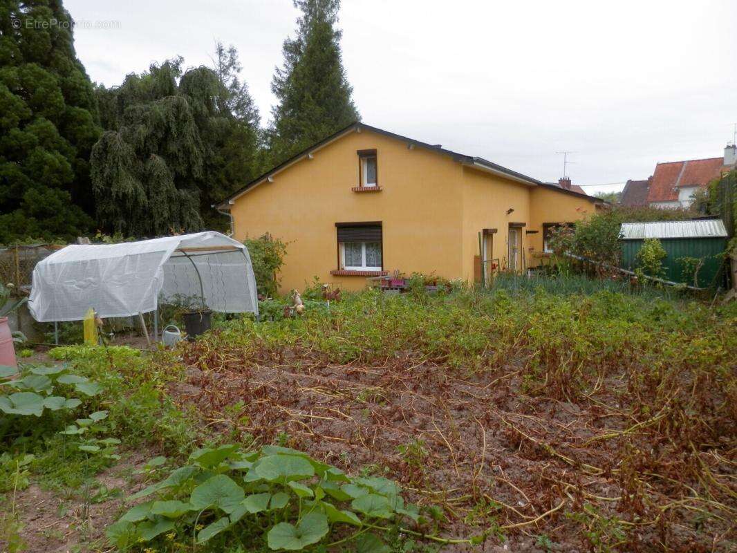 Maison à POIX-DE-PICARDIE