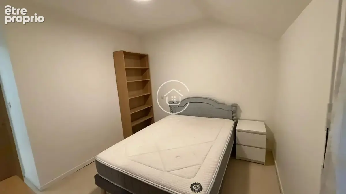 Appartement Blois 2 pièce(s) 40 m2 avec cave et parking - photo 3