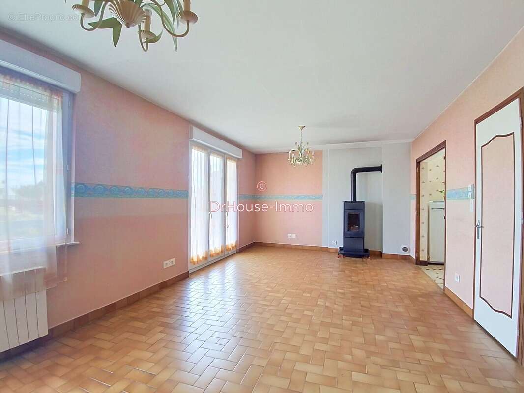 Maison 72 m² à Saint-Hilaire-Du-Harcouet  - photo 21