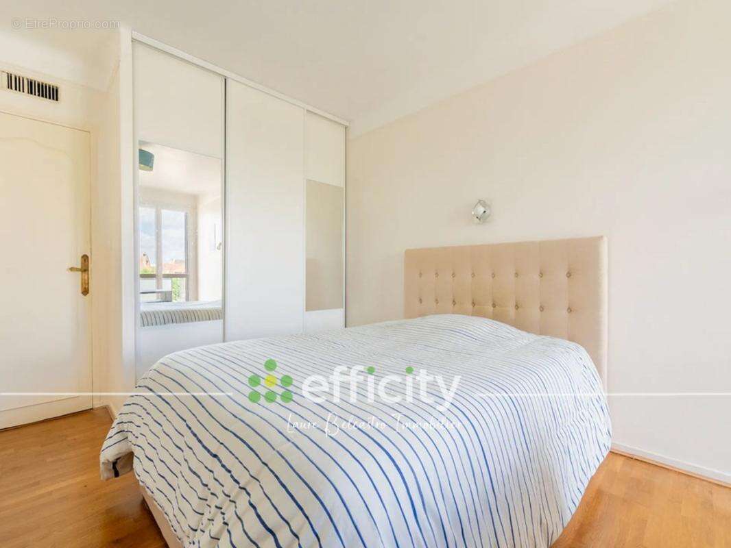 Appartement à SAINT-MAUR-DES-FOSSES