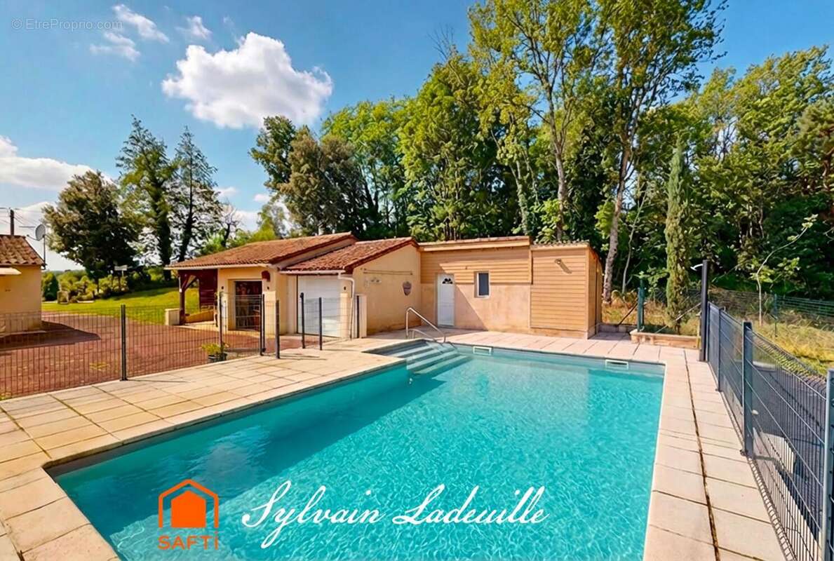 Photo 2 - Maison à MEYRALS