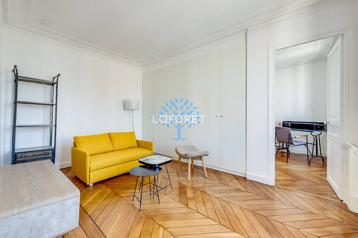 Appartement à PARIS-12E